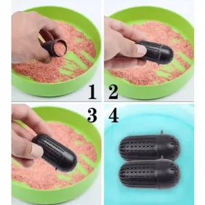 Hướng dẫn 4 bước sử dụng hộp đựng mồi câu cá: mở nắp, cho mồi bả vào, đậy nắp và thả vào nước.
