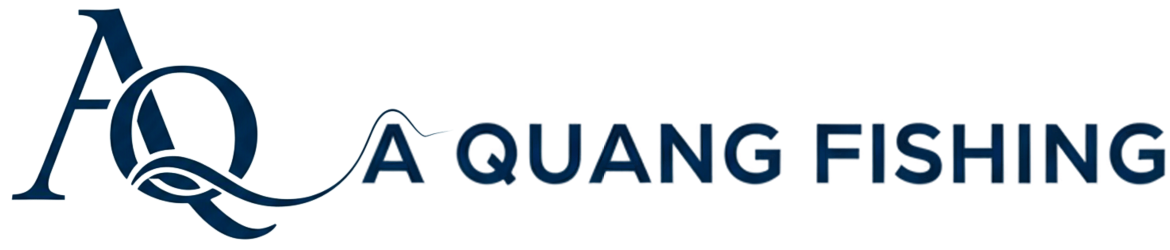 Logo thương hiệu A QUANG FISHING với chữ "AQ" cách điệu độc đáo, kết hợp hình ảnh lưỡi câu một cách tinh tế, bên cạnh là tên thương hiệu đầy đủ.